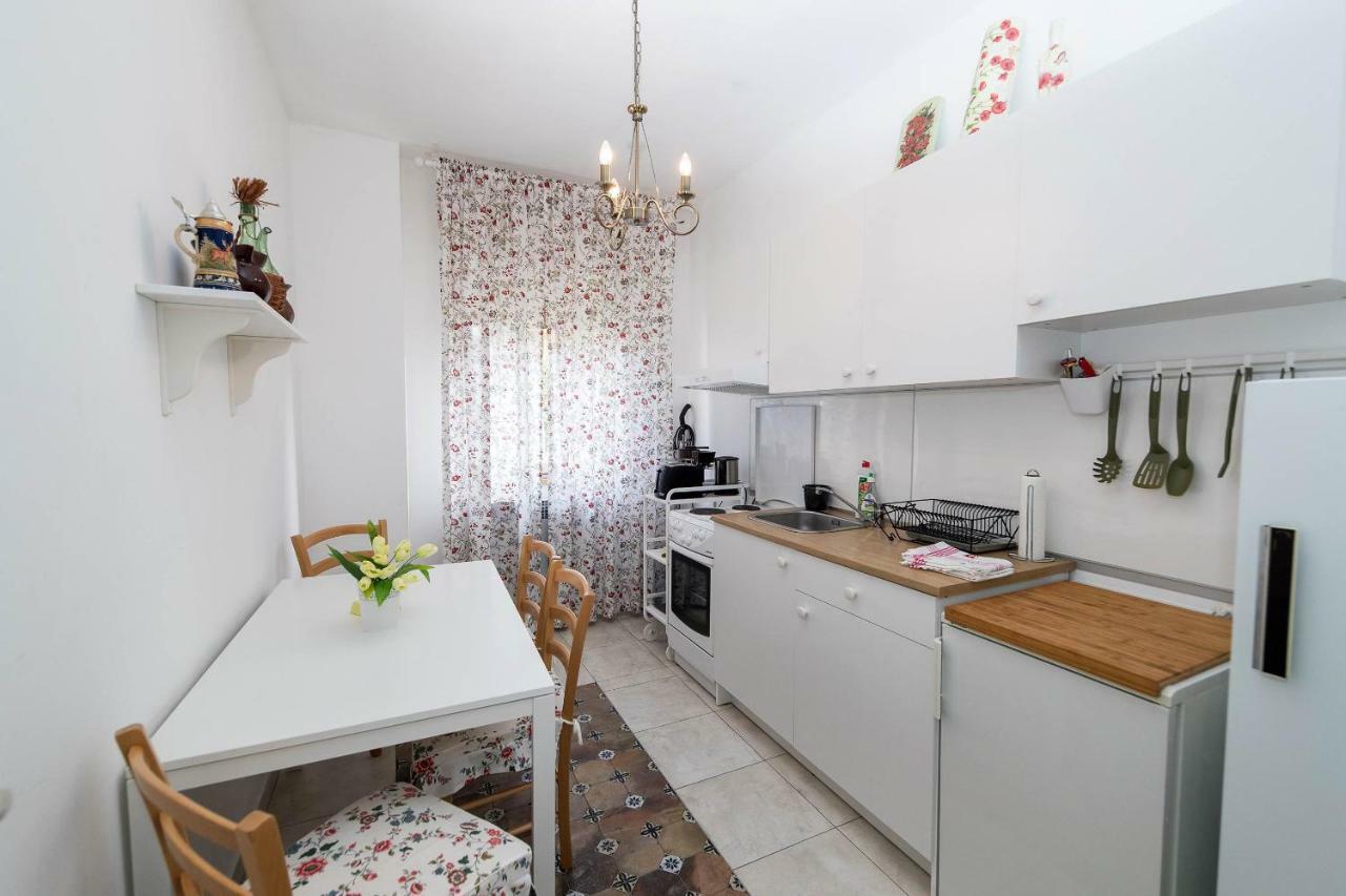 Apartmani Ruzica Crikvenica Bagian luar foto